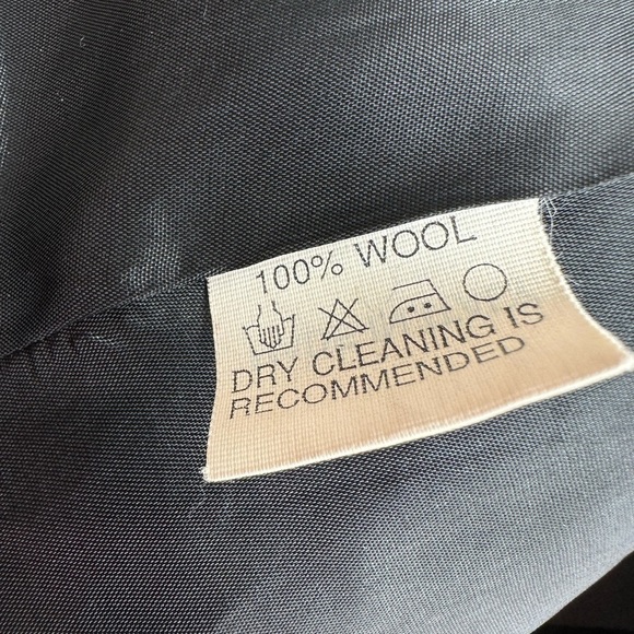 100% Wool Blazer, Italy size 40, US size 4-6 - Picture 9 of 10